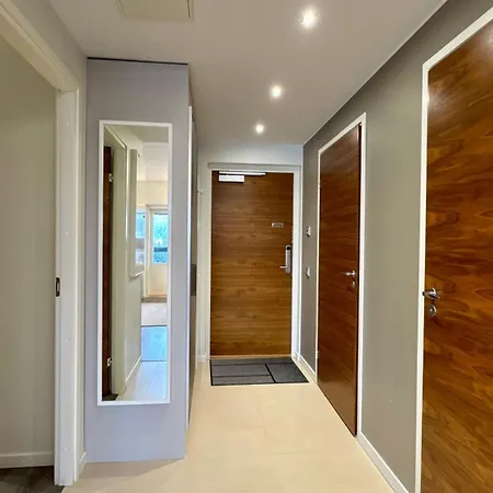 Apartment Red 19